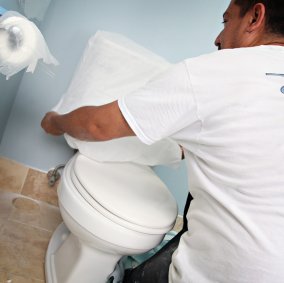 Polypropylene Protective Toilet Cover Image 2