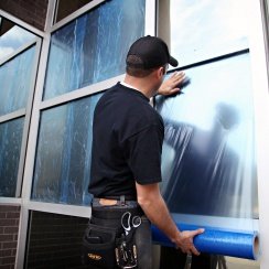 installing window protective film
